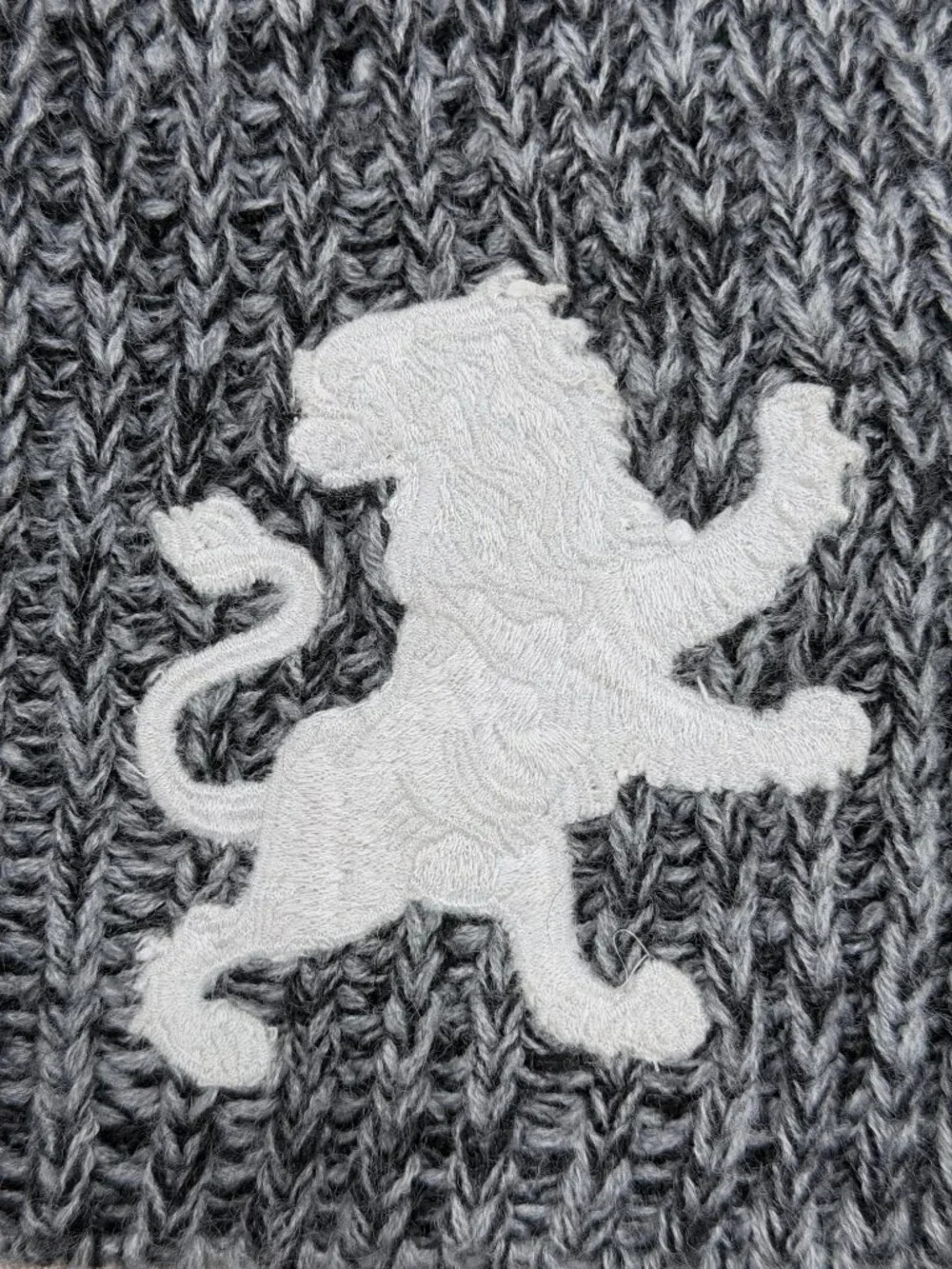 Chunky Knit Heather Gray Scarf White Heraldic Lion Embroidered Winter Unisex
